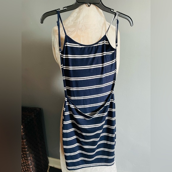 Backless Stripe Dress - Picture 2 of 2